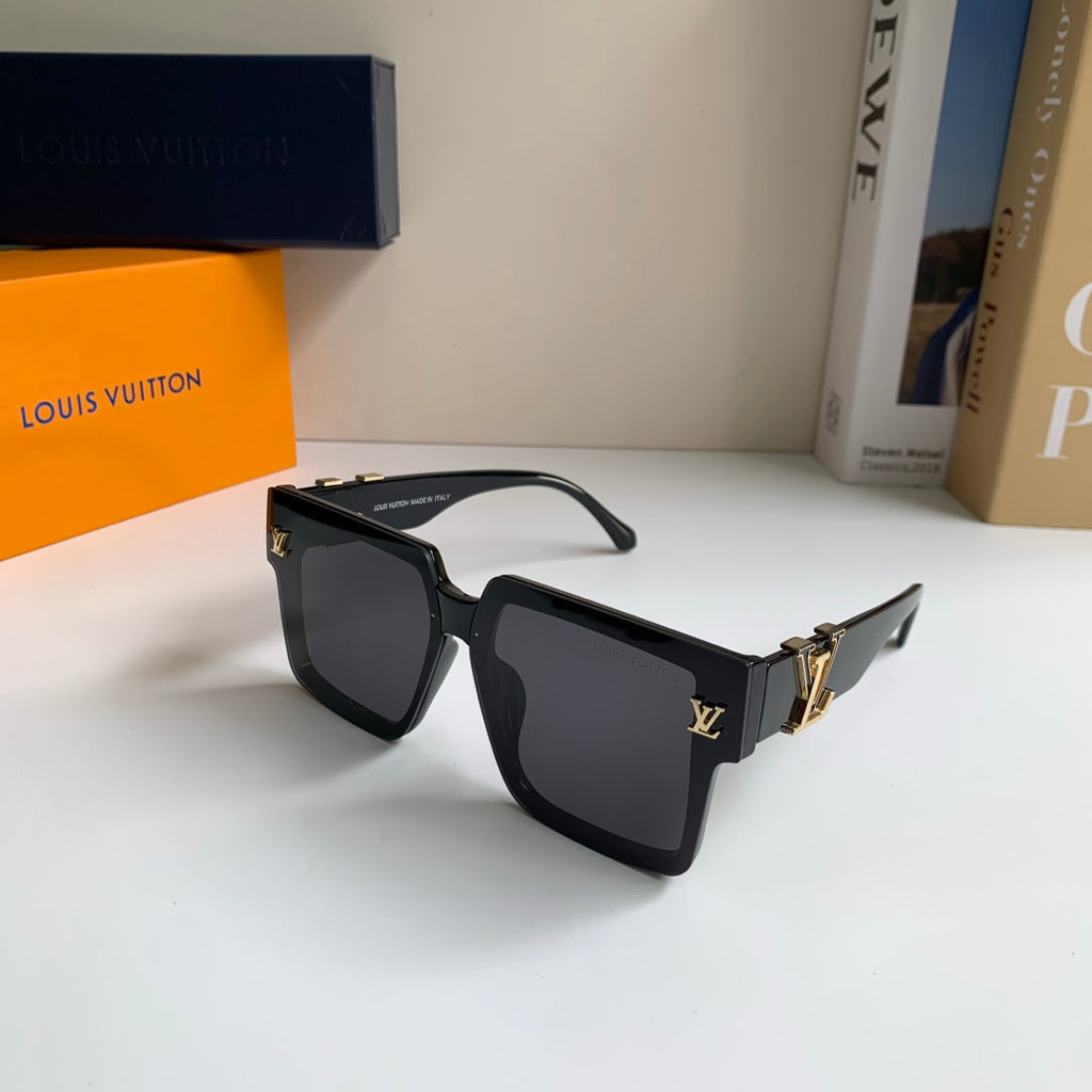 Louis Vuitton Square Black Lens Sunglasses for Men & Women - 414940 - detail image 2