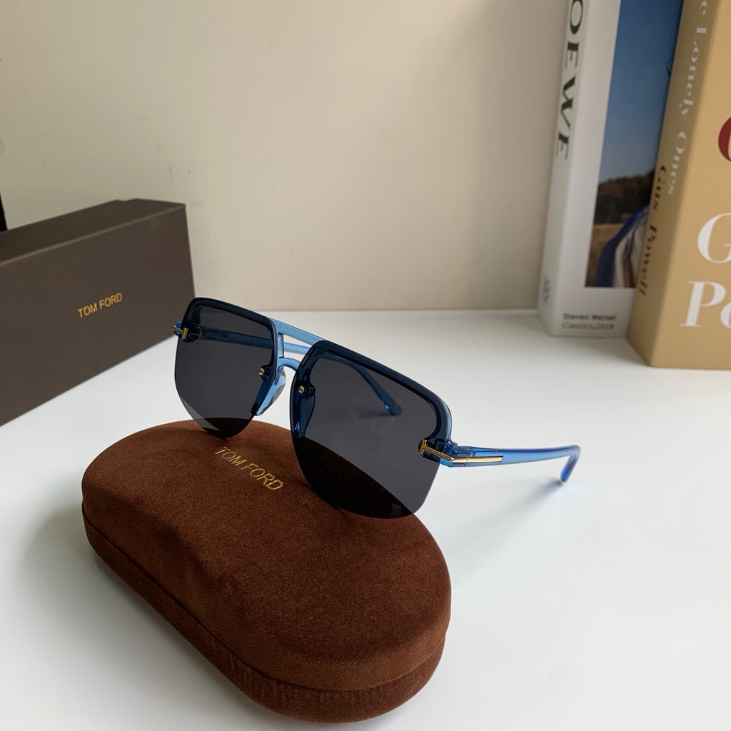 Tom Ford Fashion Silver Lens Sunglasses for Men & Women - 449911 - detail image 4