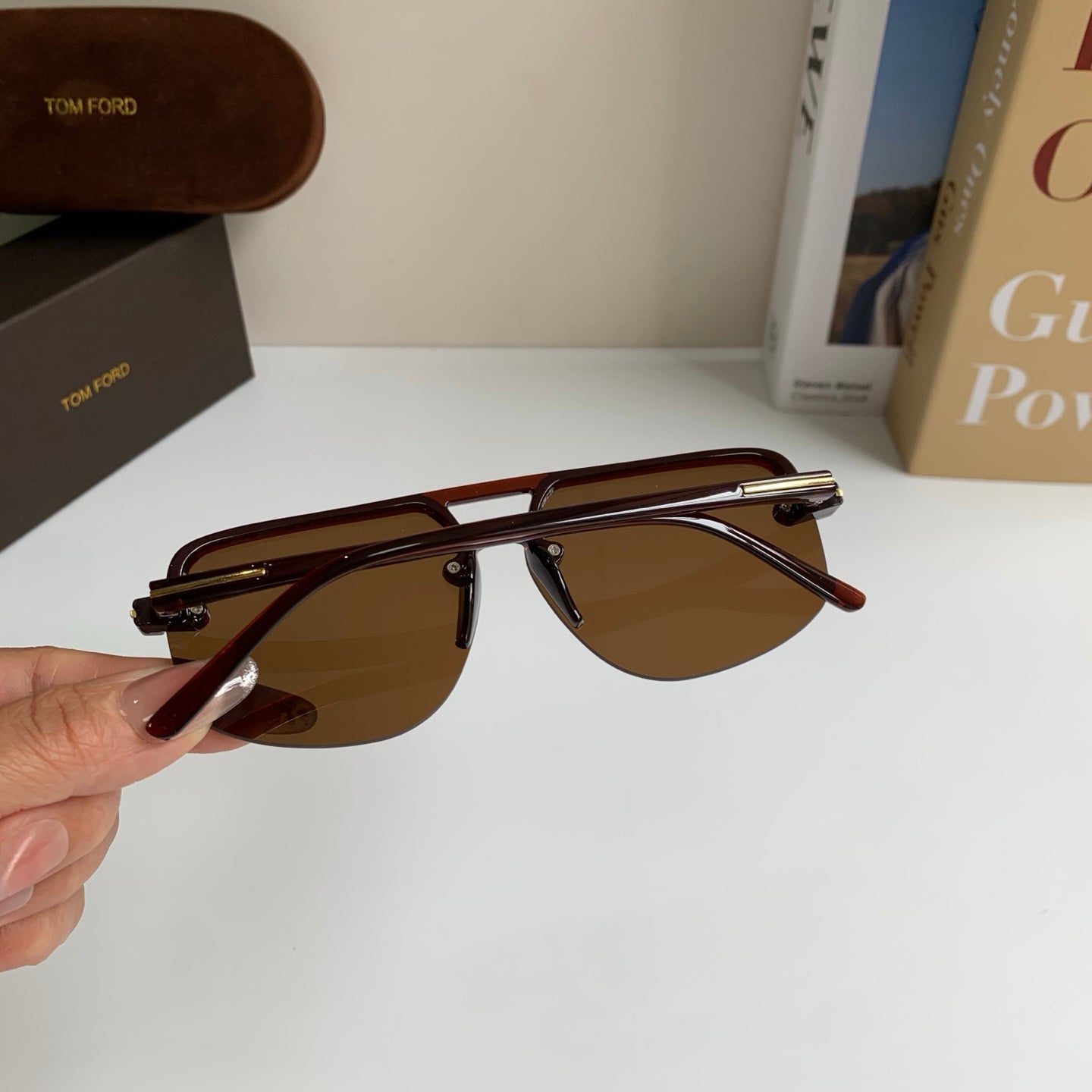 Tom Ford Fashion Black Lens Sunglasses for Men & Women - 449912 - detail image 6