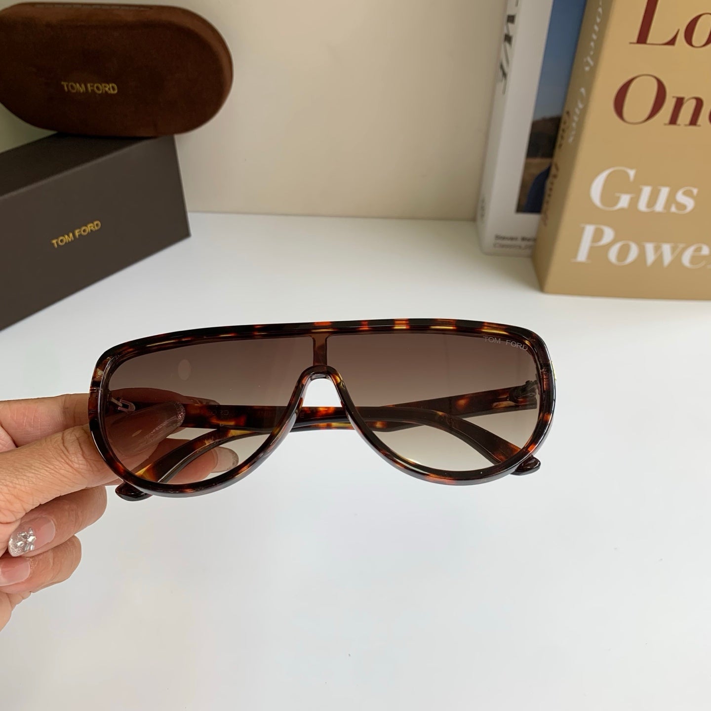 Tom Ford Fashion Black Lens Sunglasses for Men & Women - 449915 - detail image 3