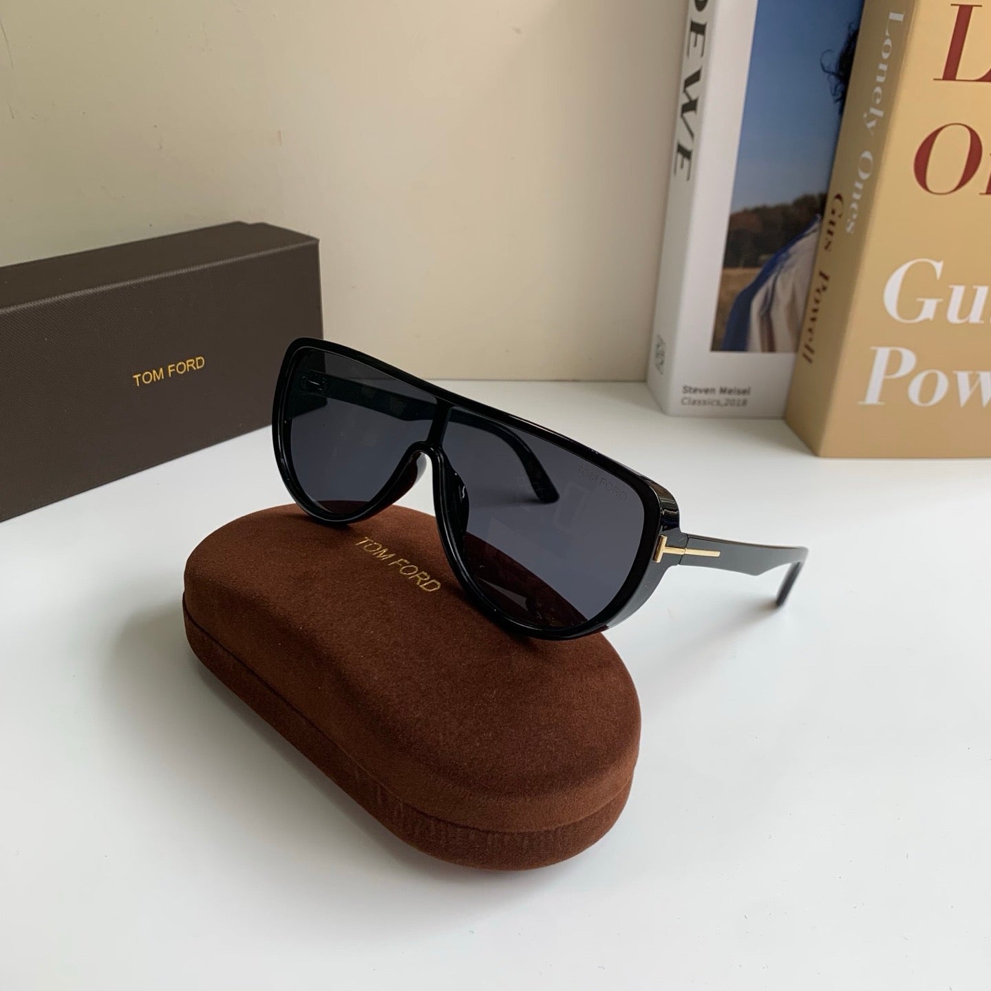 Tom Ford Fashion Black Lens Sunglasses for Men & Women - 449916 - detail image 4