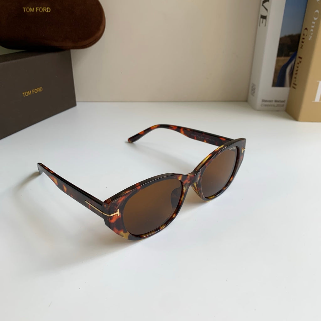 Tom Ford Fashion Black Lens Sunglasses for Men & Women - 449946