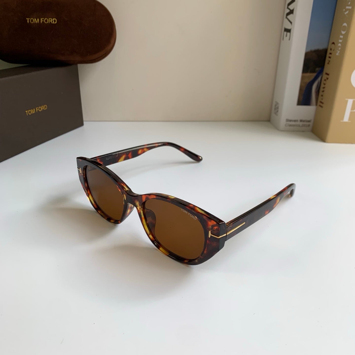 Tom Ford Fashion Black Lens Sunglasses for Men & Women - 449946 - detail image 2