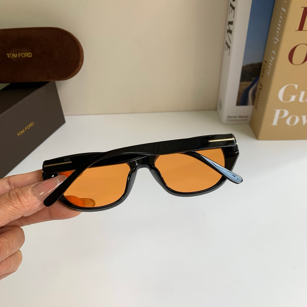 Tom Ford Fashion Orange Lens Sunglasses for Men & Women - 449948 - detail image 6