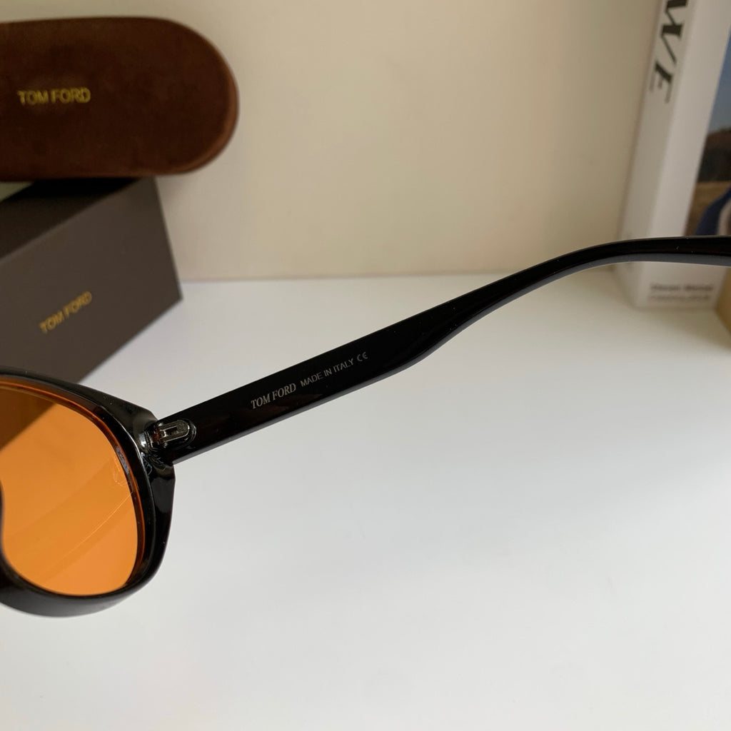 Tom Ford Fashion Orange Lens Sunglasses for Men & Women - 372561 - detail image 8
