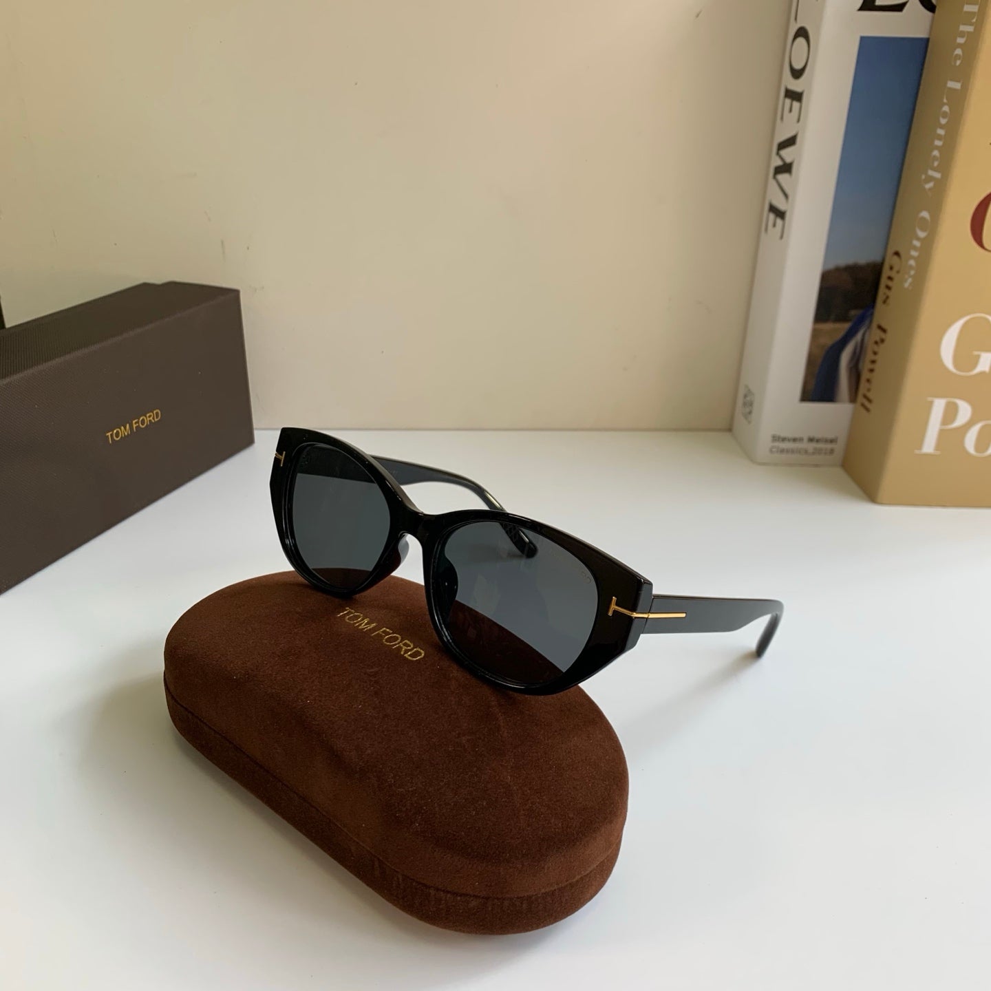 Tom Ford Fashion Black Lens Sunglasses for Men & Women - 449949 - detail image 4