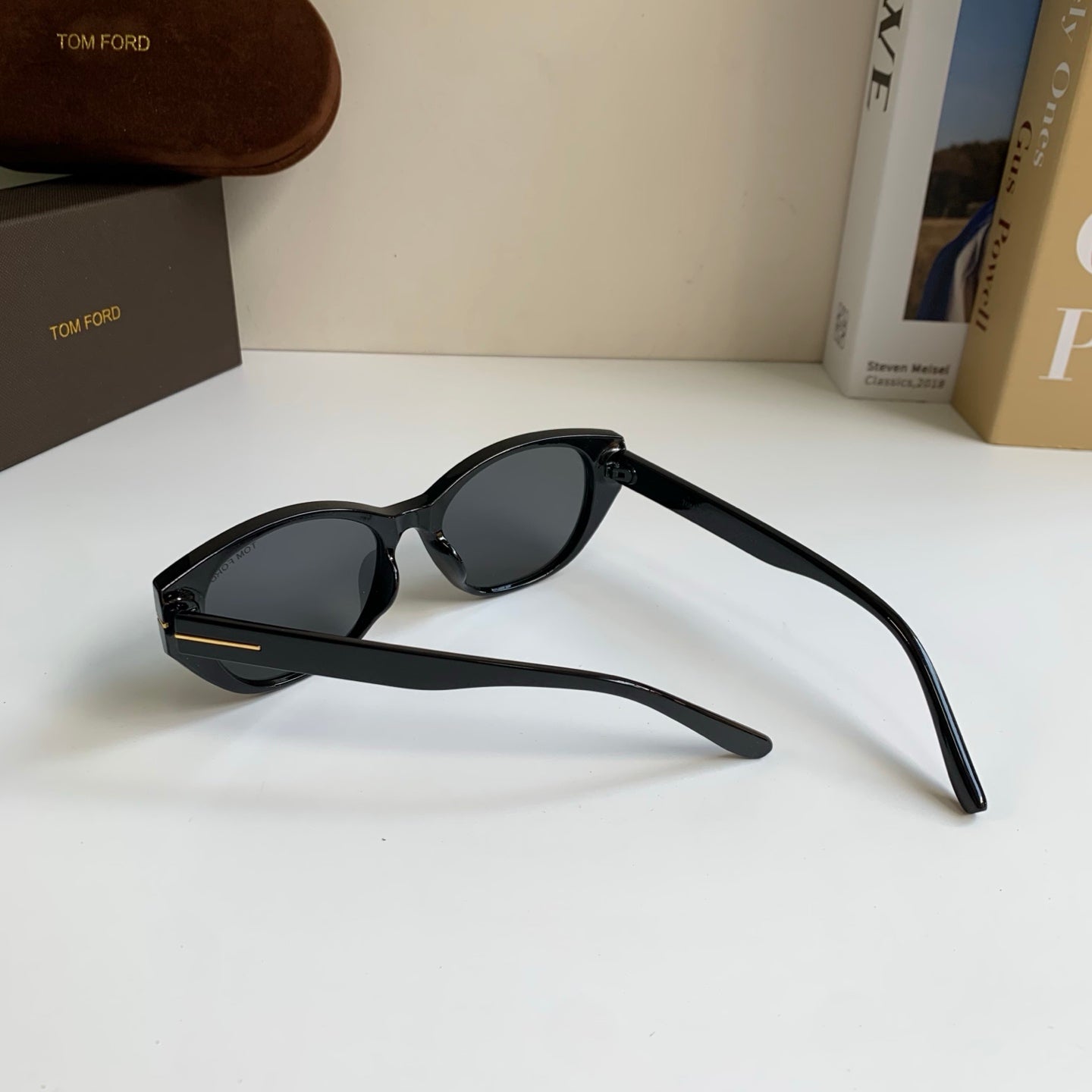 Tom Ford Fashion Black Lens Sunglasses for Men & Women - 449949 - detail image 8