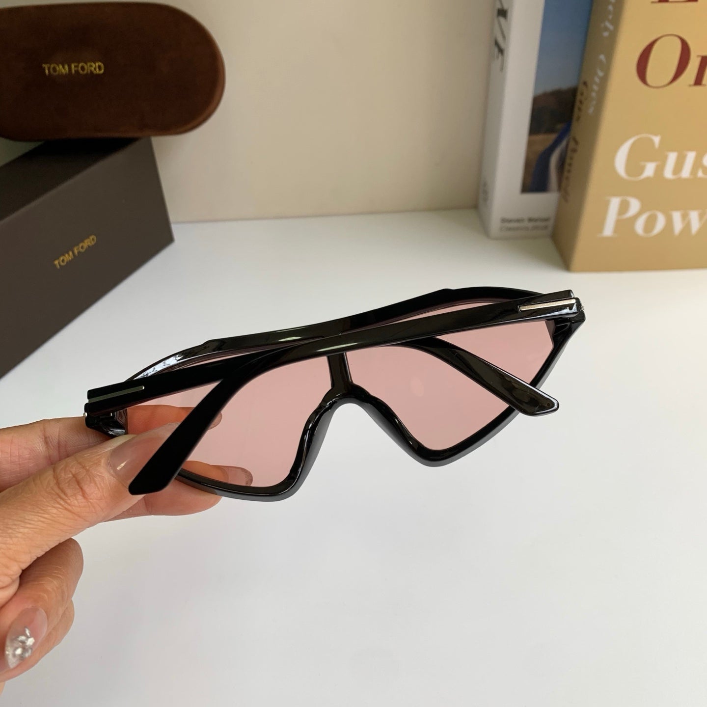 Tom Ford Fashion Silver Lens Sunglasses for Men & Women - 466289 - detail image 8