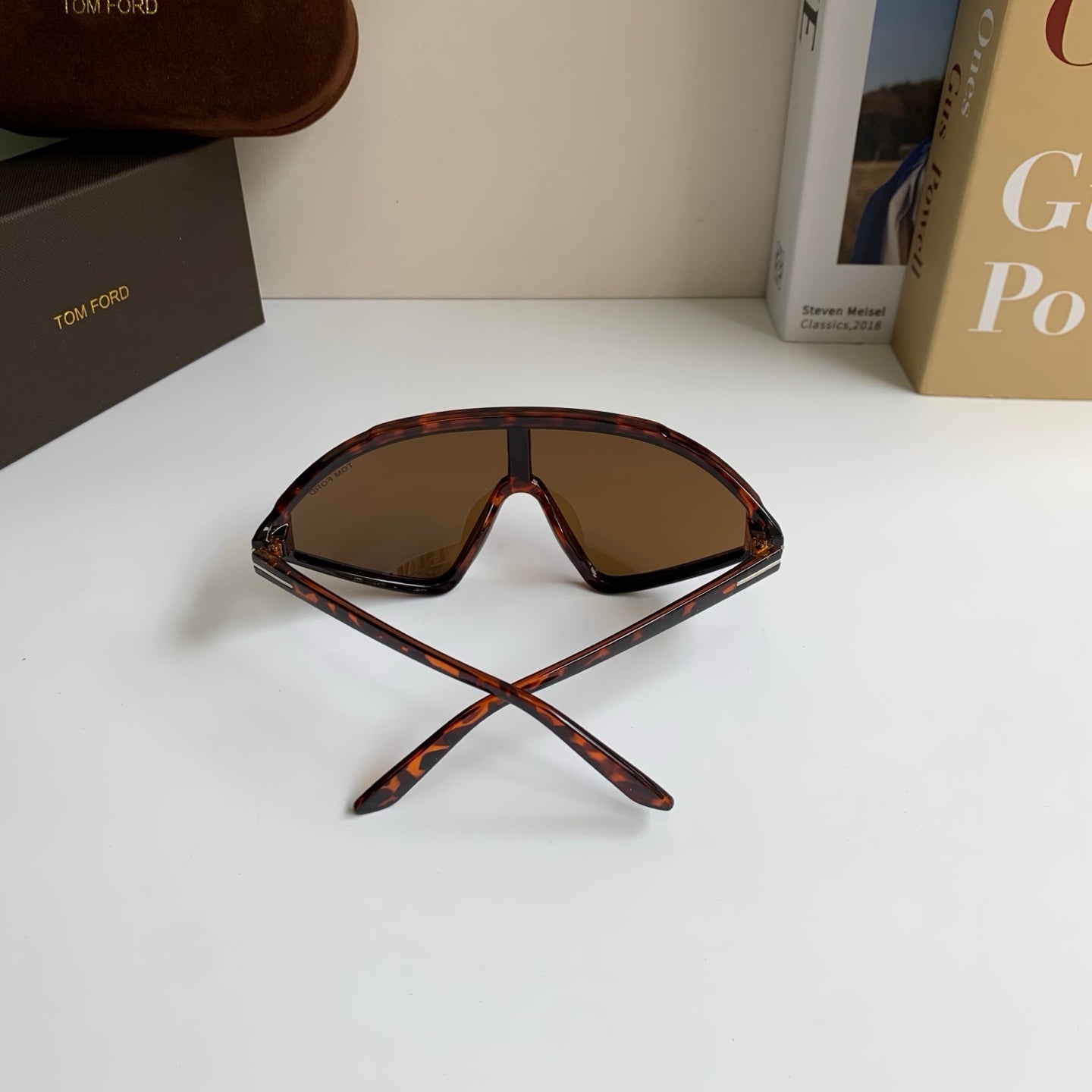 Tom Ford Fashion Black Lens Sunglasses for Men & Women - 372564 - detail image 7