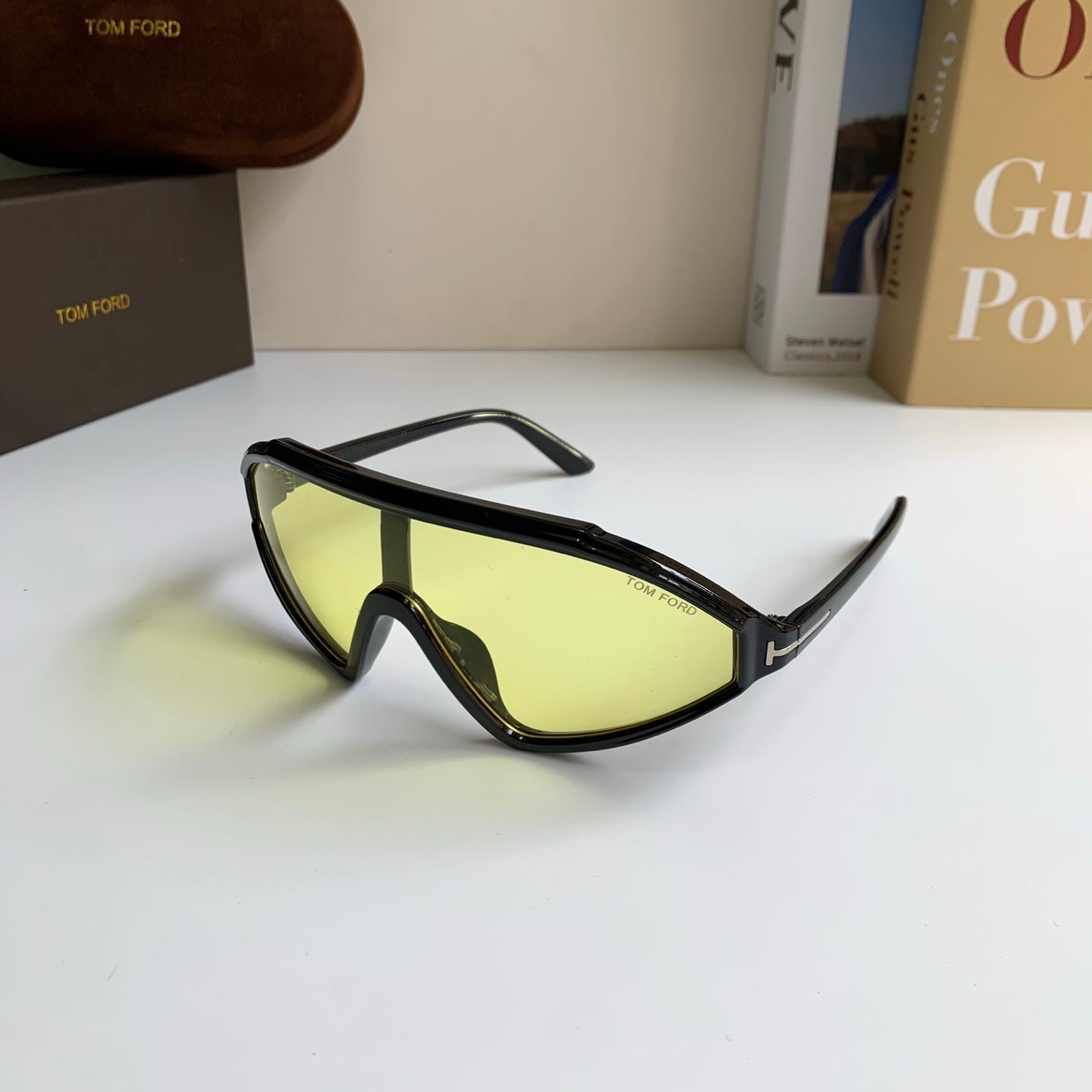 Tom Ford Fashion Gold Lens Sunglasses for Men & Women - 466291 - detail image 2