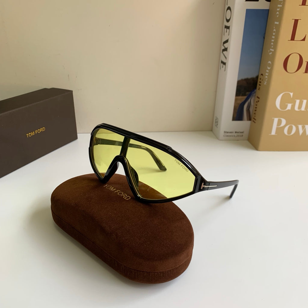 Tom Ford Fashion Gold Lens Sunglasses for Men & Women - 466291 - detail image 5