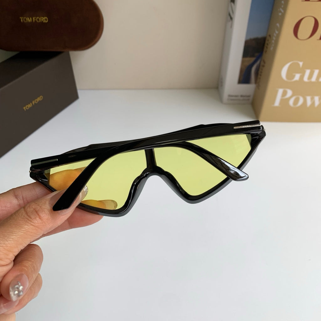 Tom Ford Fashion Gold Lens Sunglasses for Men & Women - 466291 - detail image 7