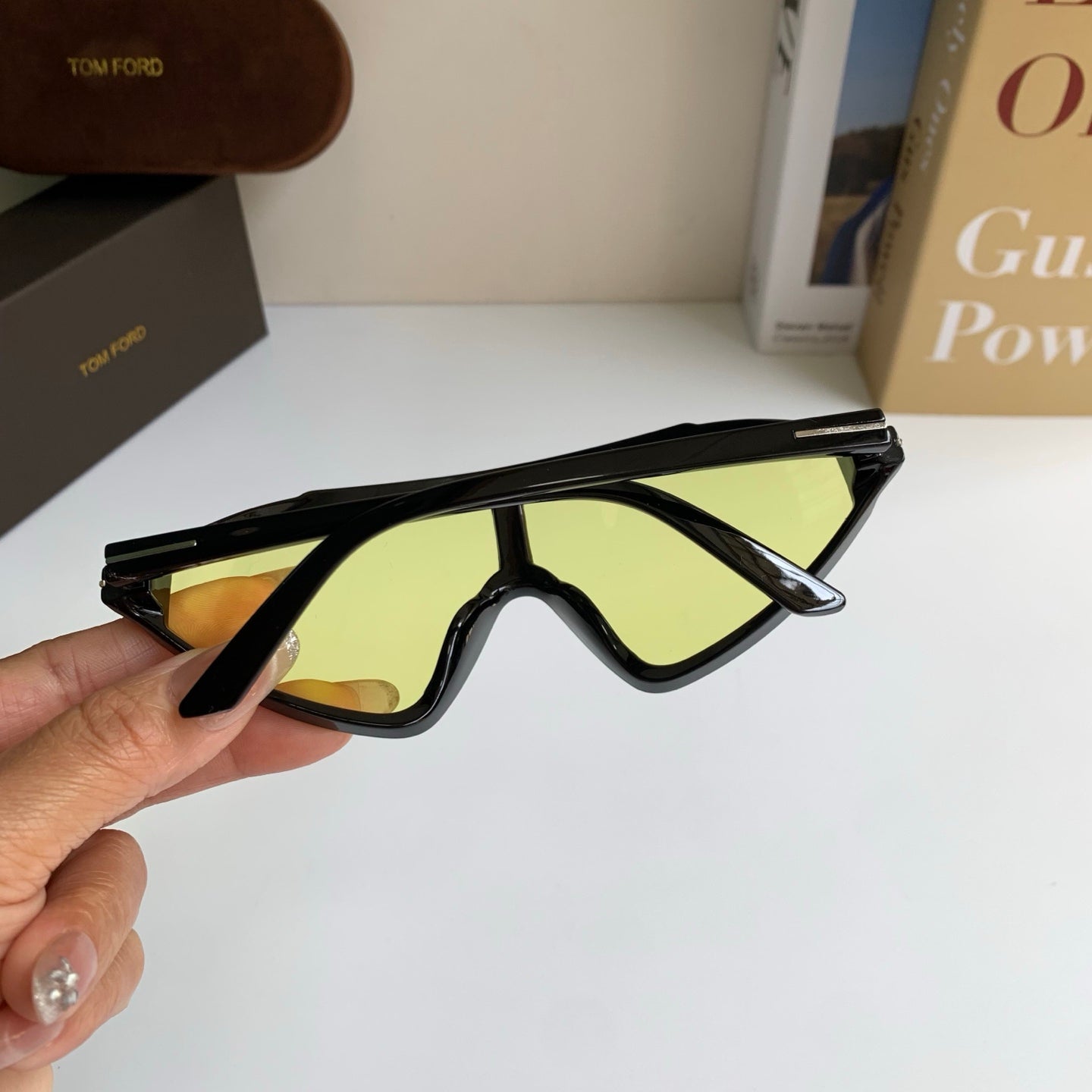 Tom Ford Fashion Gold Lens Sunglasses for Men & Women - 372565 - detail image 7
