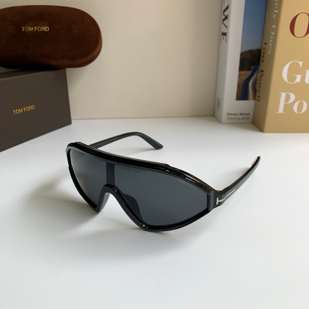 Tom Ford Fashion Black Lens Sunglasses for Men & Women - 466293 - detail image 2