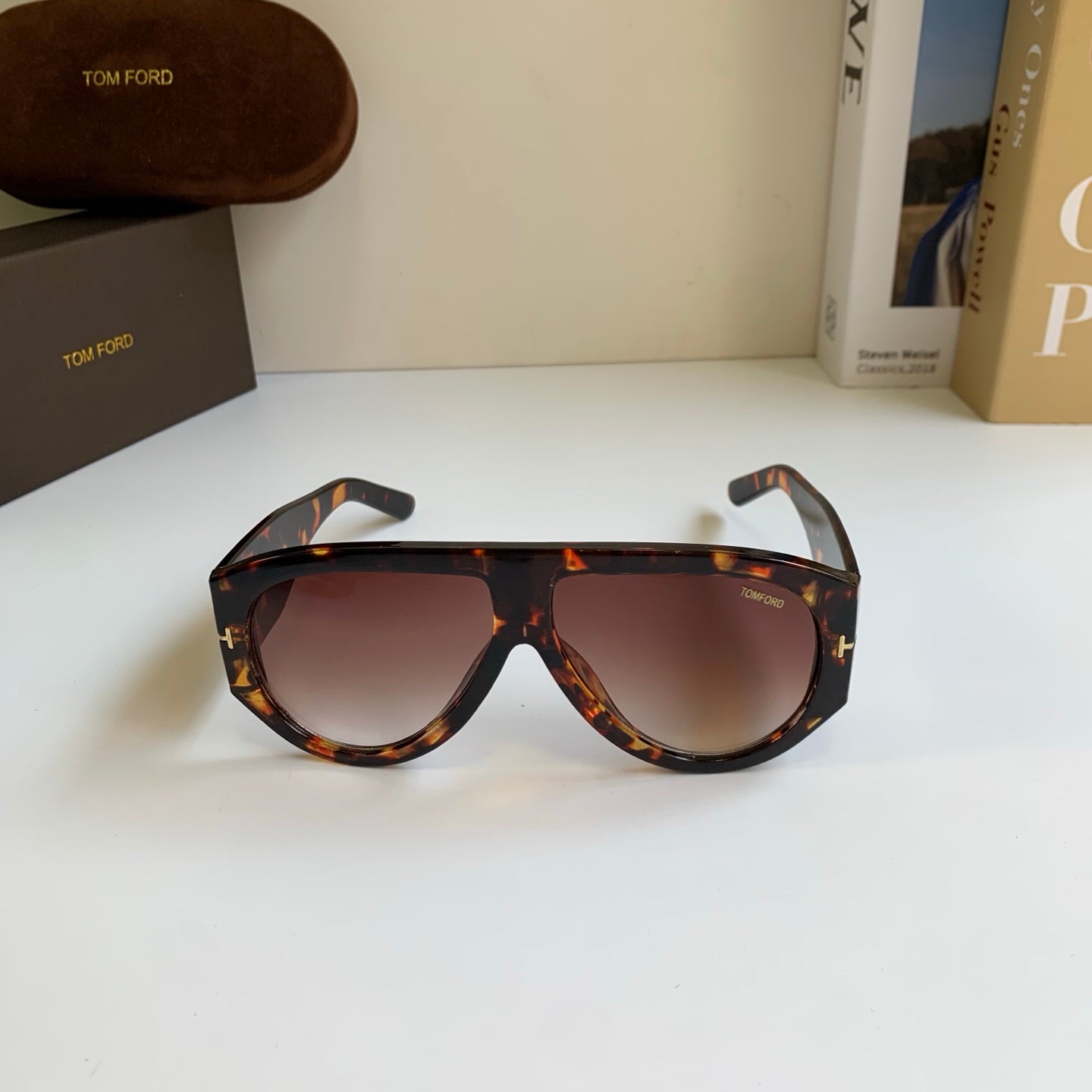 Tom Ford Fashion Red Lens Sunglasses for Men & Women - 372580 - detail image 3