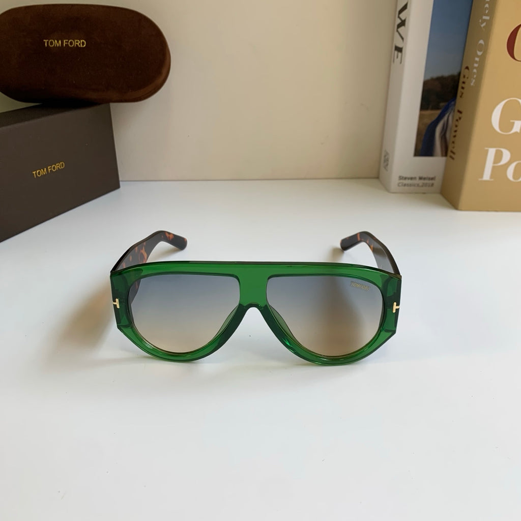 Tom Ford Fashion Green Lens Sunglasses for Men & Women - 372581 - detail image 3