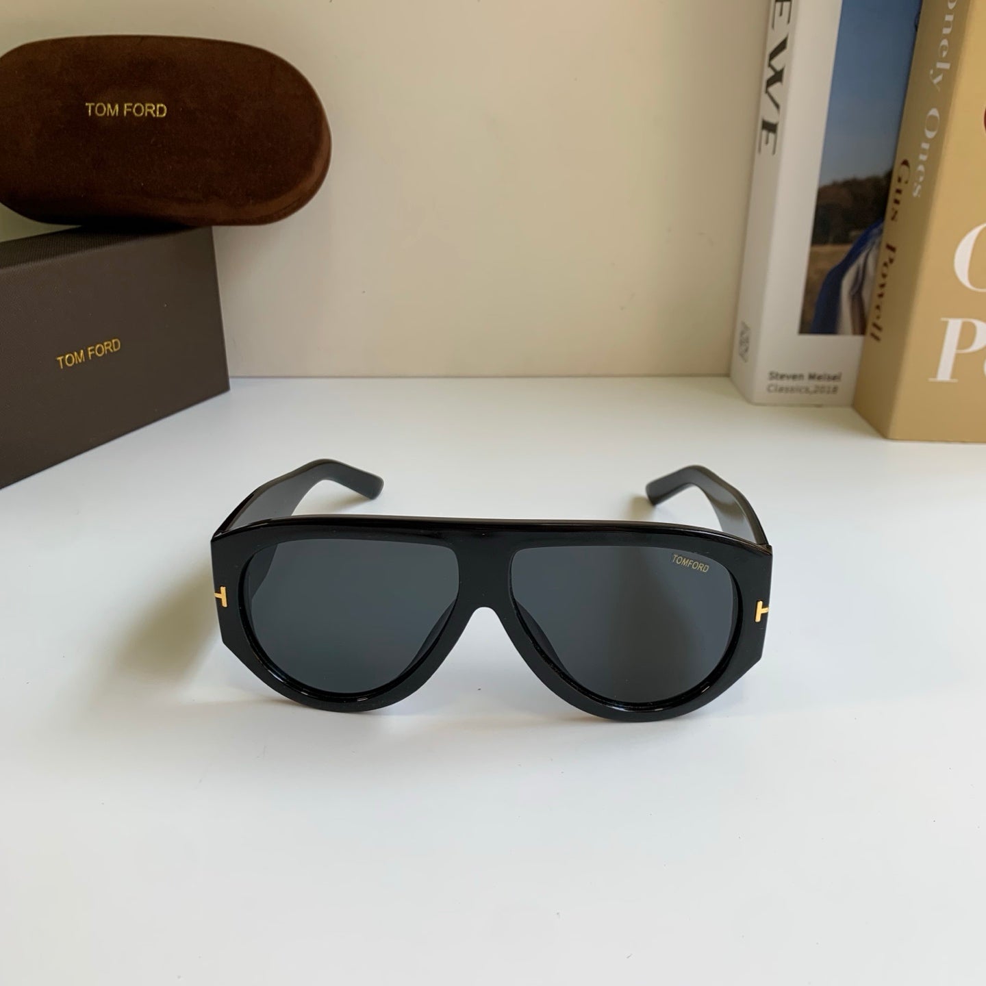 Tom Ford Fashion Black Lens Sunglasses for Men & Women - 372583 - detail image 5