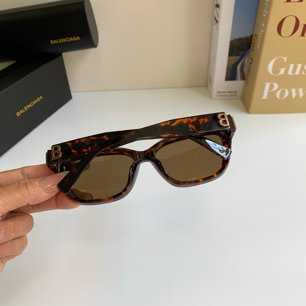 Balenciaga Square Black Lens Sunglasses for Men & Women - 466009 - detail image 7