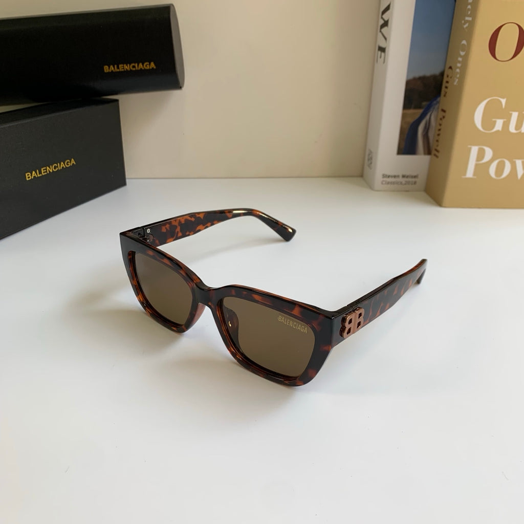 Balenciaga Square Black Lens Sunglasses for Men & Women - 372353 - detail image 2