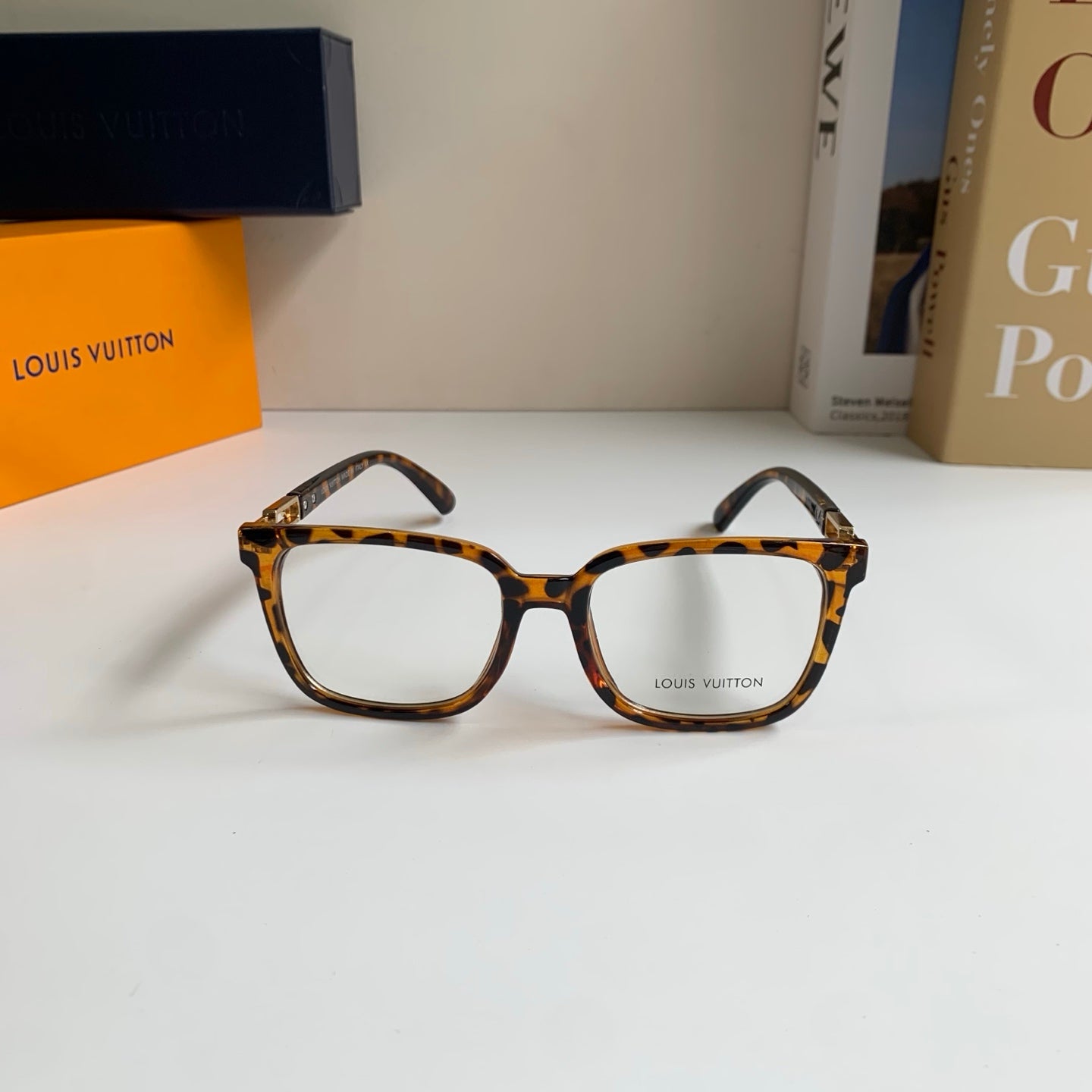 Louis Vuitton Square Brown Lens Sunglasses for Men & Women - 414889 - detail image 3