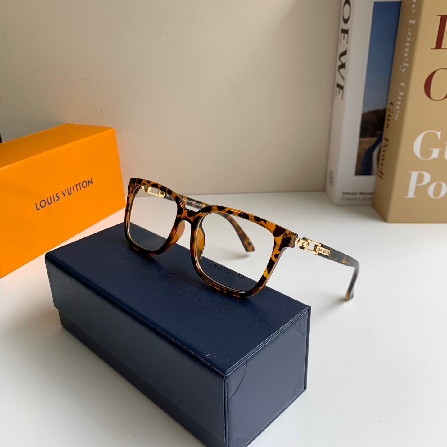 Louis Vuitton Square Brown Lens Sunglasses for Men & Women - 414889 - detail image 5