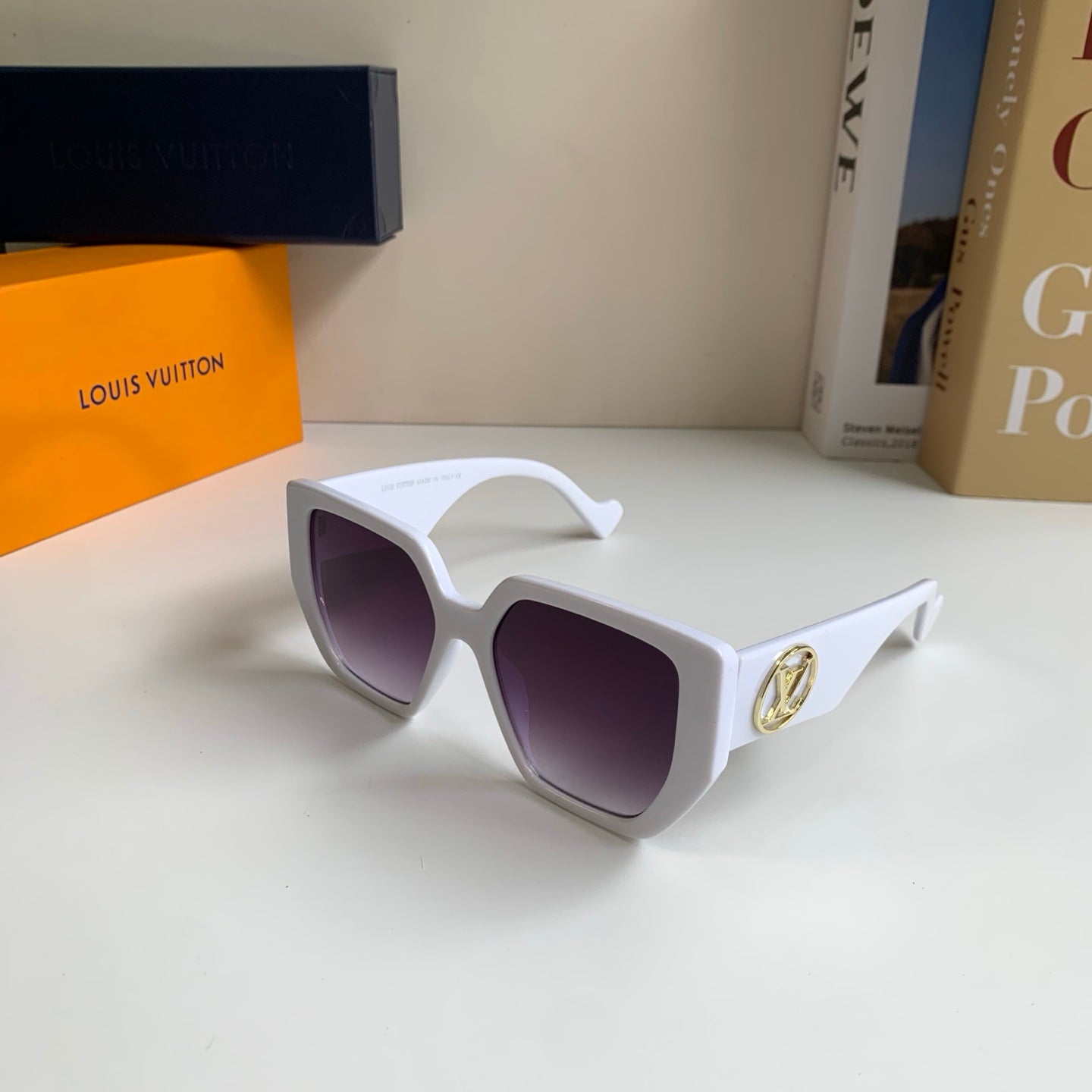 Louis Vuitton Square Silver Lens Sunglasses for Men & Women - 414891 - detail image 2