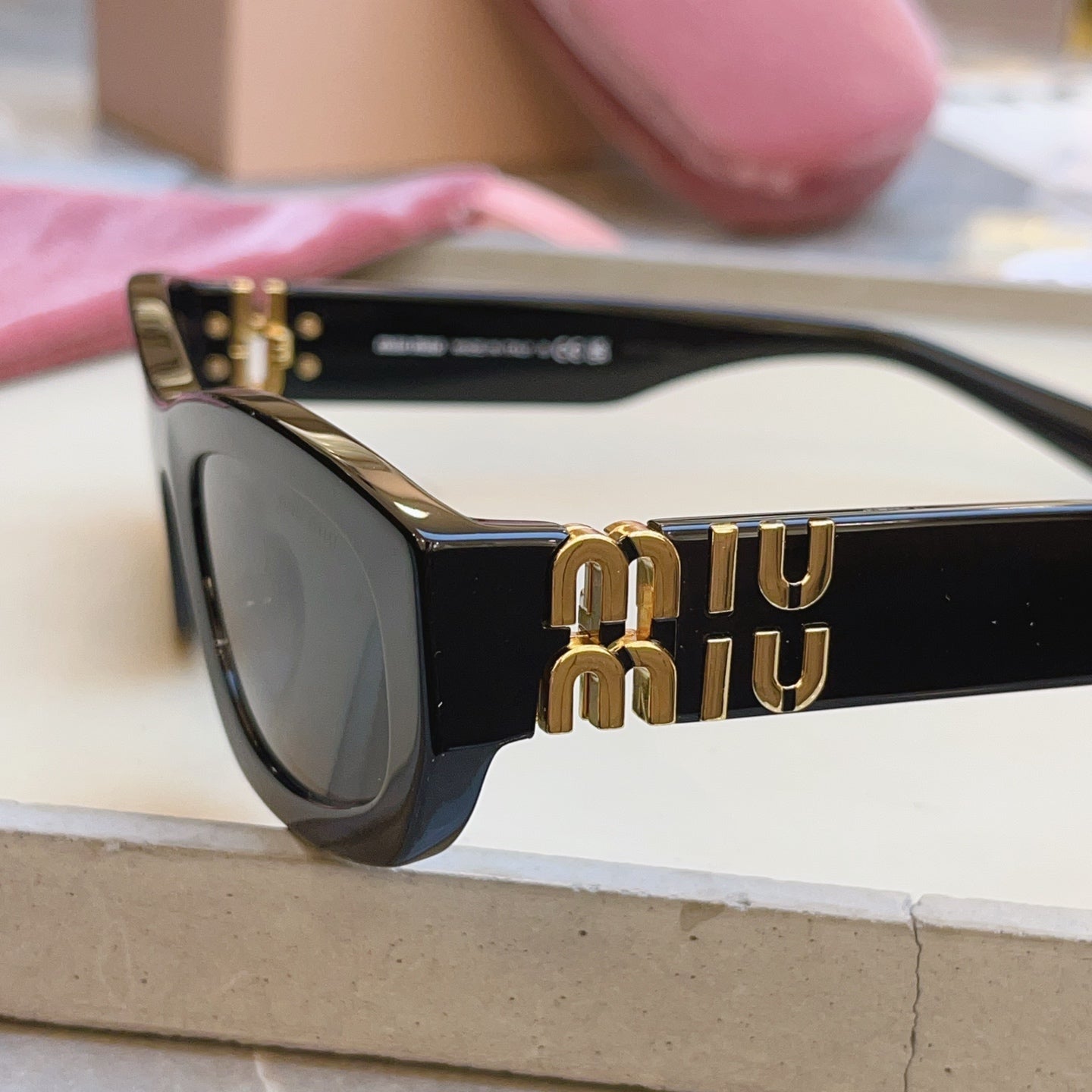 Miu Miu B04-F Fashion Black Lens Sunglasses for Men & Women - 432613 - detail image 9