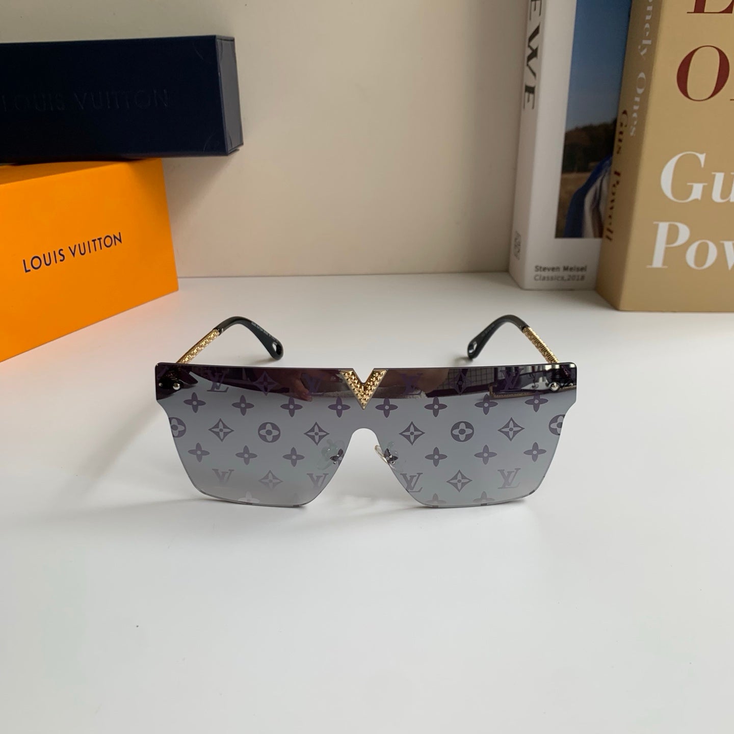 Louis Vuitton Square Silver Lens Sunglasses for Men & Women - 371373 - detail image 3