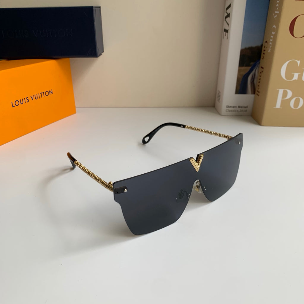 Louis Vuitton Square Silver Lens Sunglasses for Men & Women - 371374