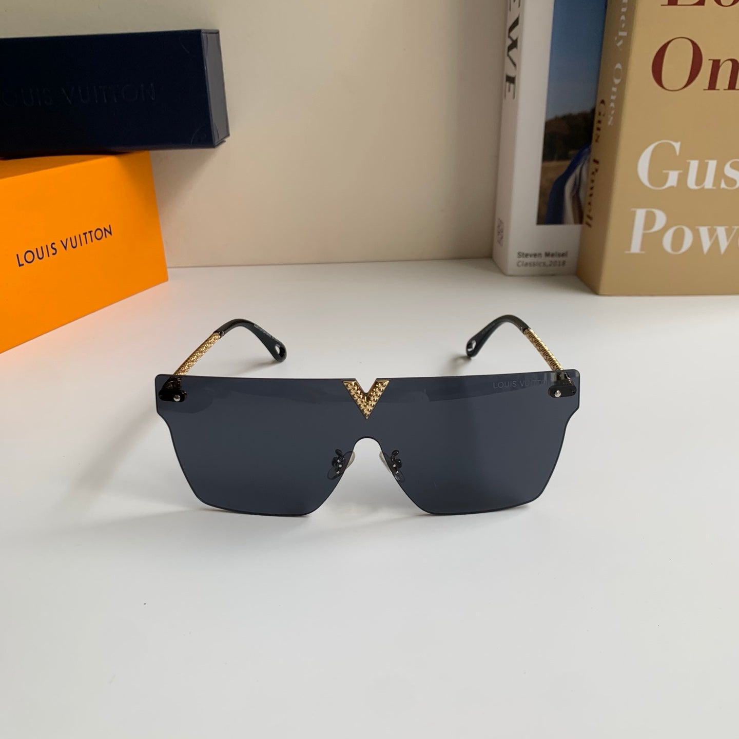 Louis Vuitton Square Silver Lens Sunglasses for Men & Women - 371374 - detail image 3