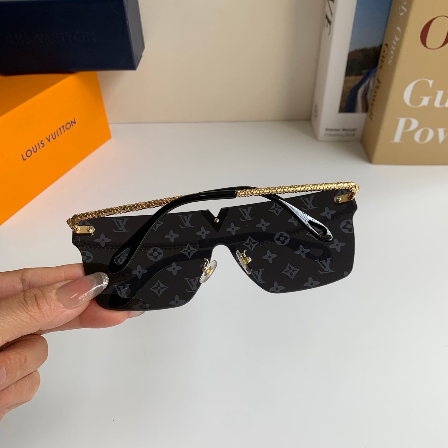 Louis Vuitton Square Silver Lens Sunglasses for Men & Women - 371375 - detail image 8