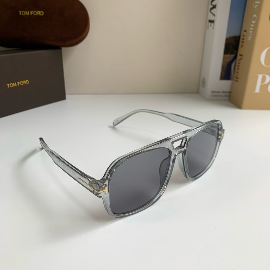 Tom Ford Fashion Gray Lens Sunglasses for Men & Women