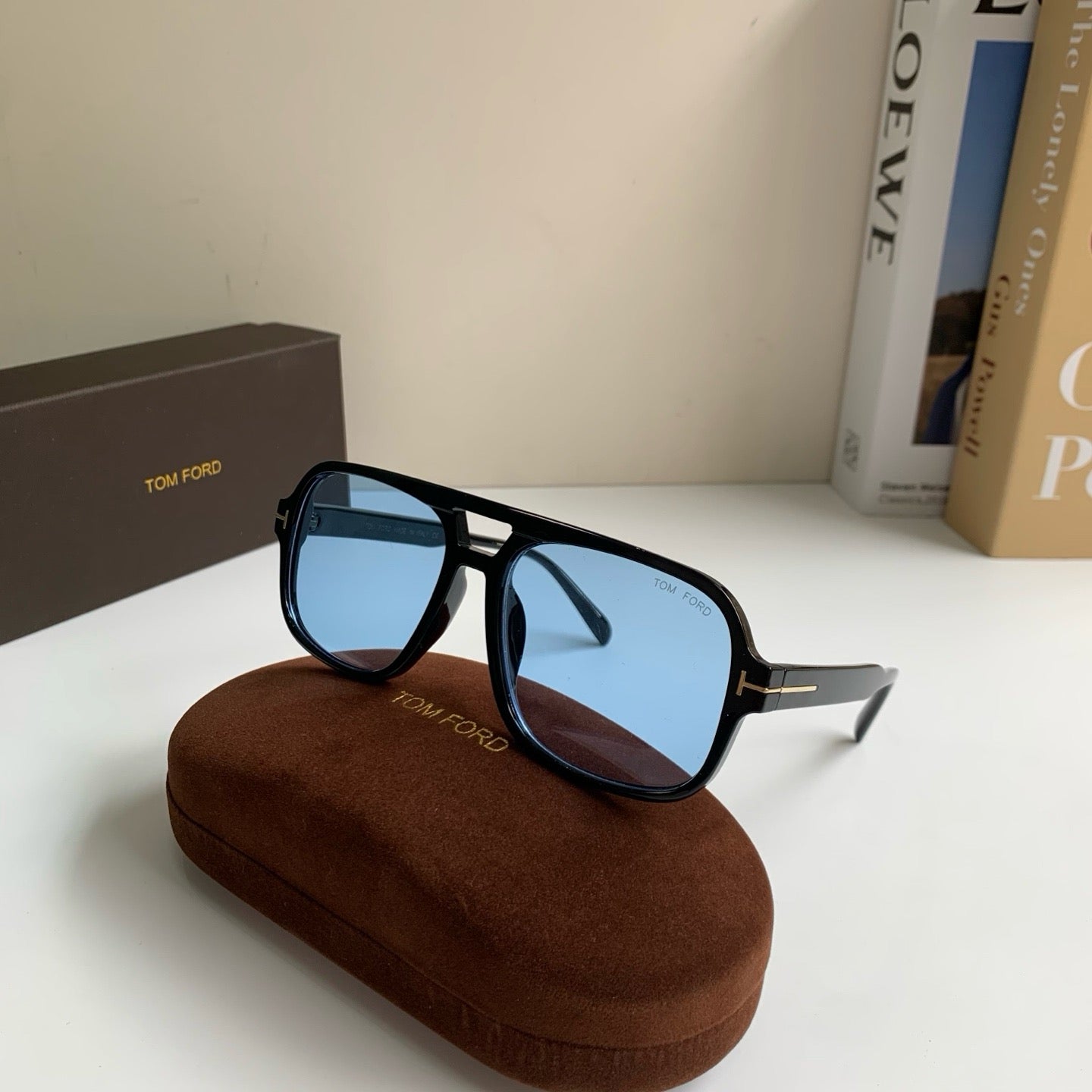 Tom Ford Fashion Blue Lens Sunglasses for Men & Women - 487945 - detail image 4