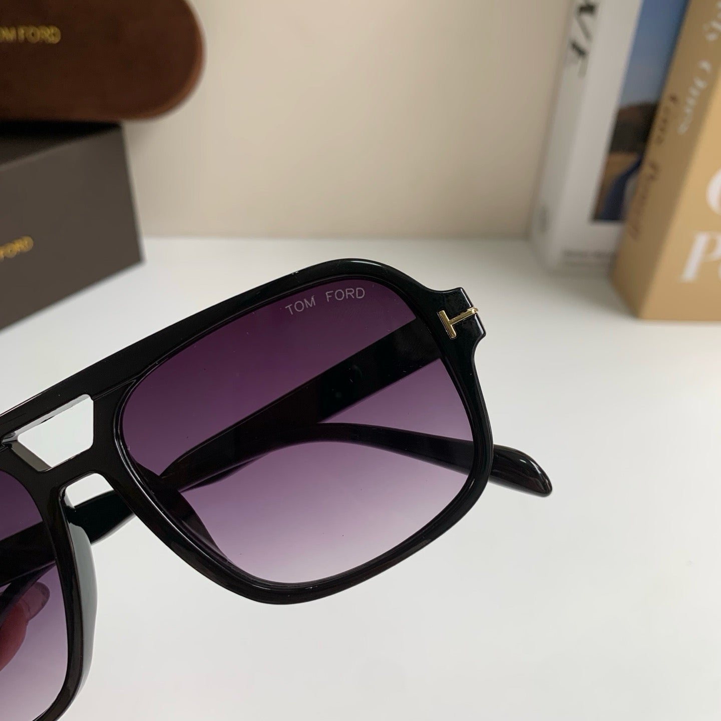 Tom Ford Fashion Black Lens Sunglasses for Men & Women - 487946 - detail image 6