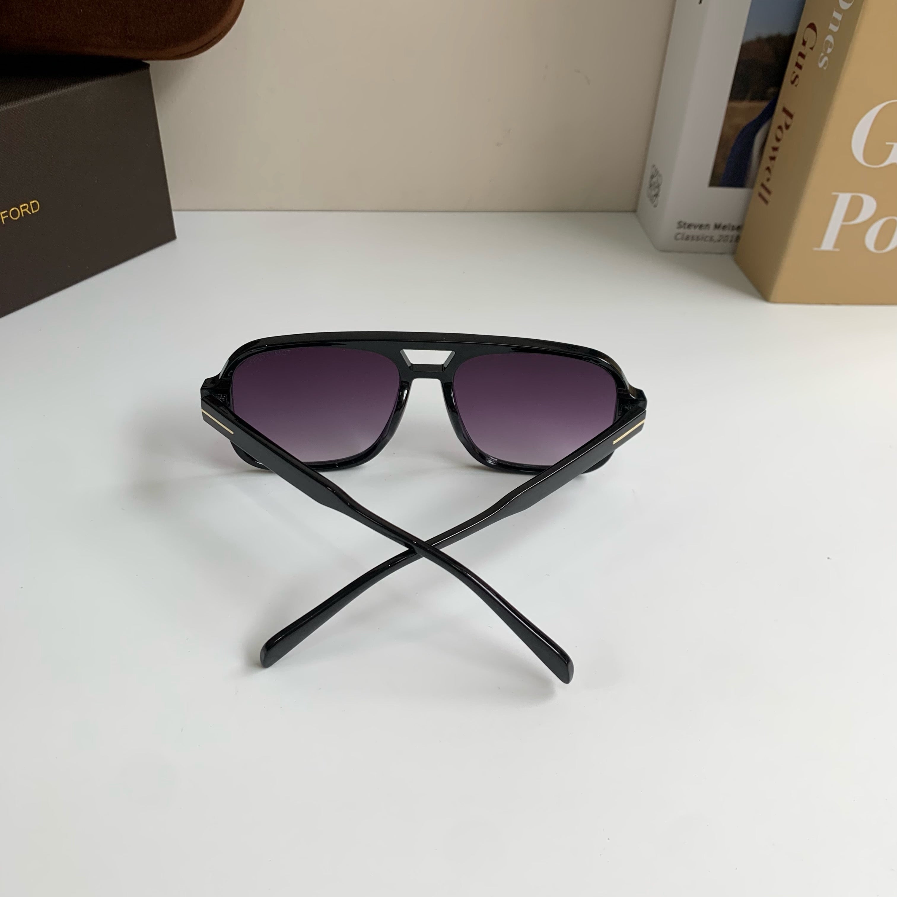 Tom Ford Fashion Black Lens Sunglasses for Men & Women - 487946 - detail image 7