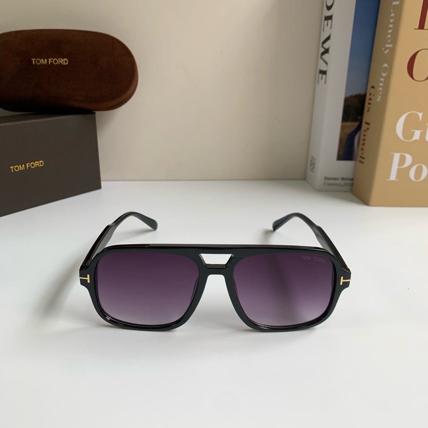Tom Ford Fashion Black Lens Sunglasses for Men & Women - 487946 - detail image 3