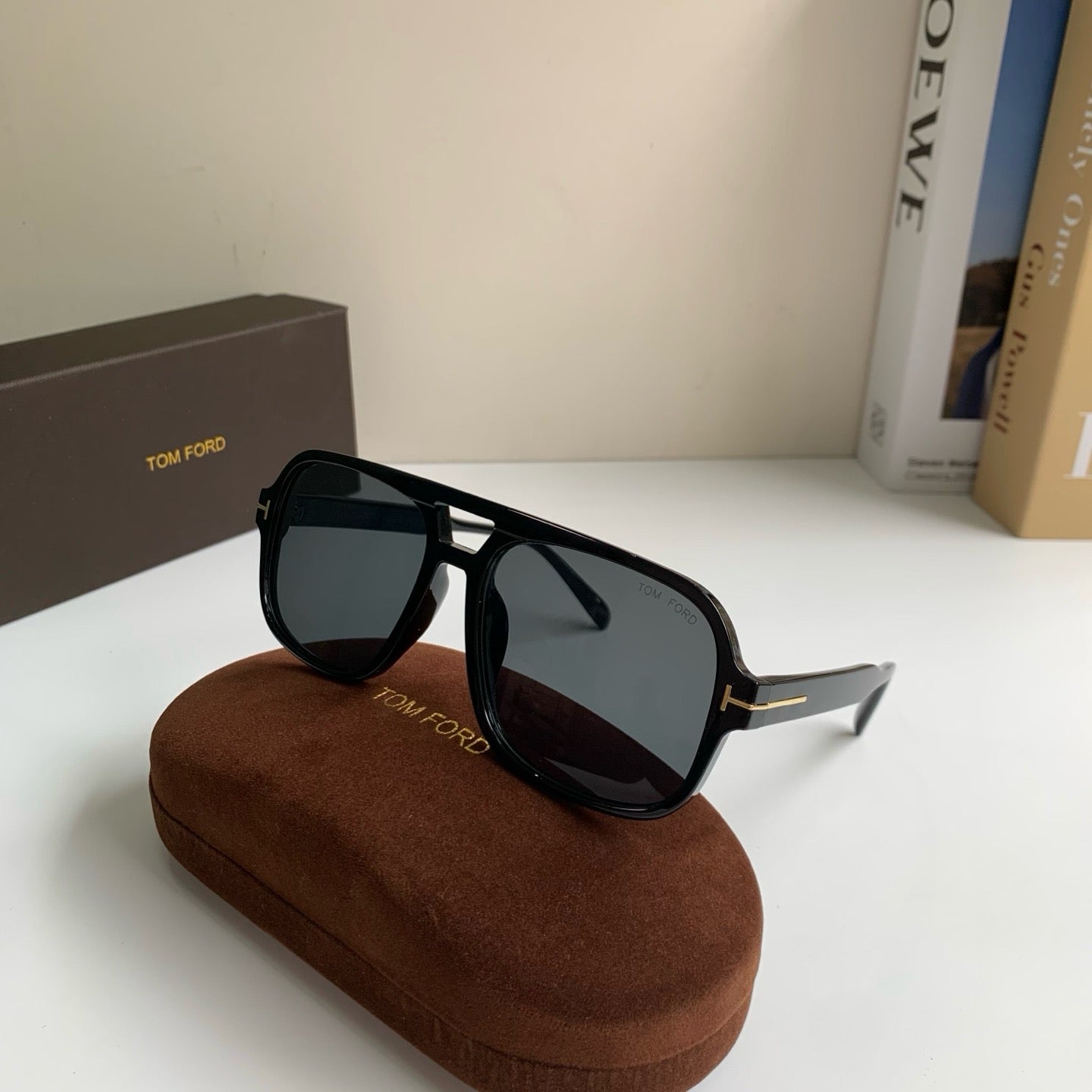 Tom Ford Fashion Black Lens Sunglasses for Men & Women - 487949 - detail image 5