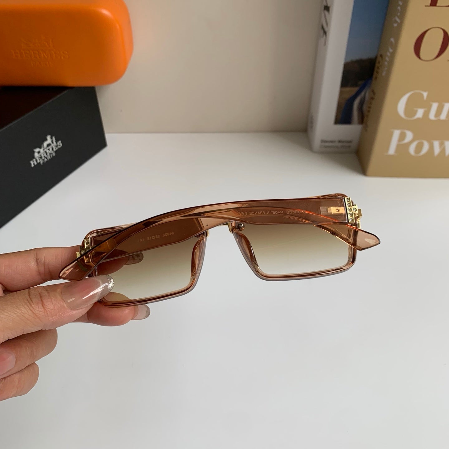 Hermès Square Brown Lens Sunglasses for Men & Women - 416537 - detail image 8
