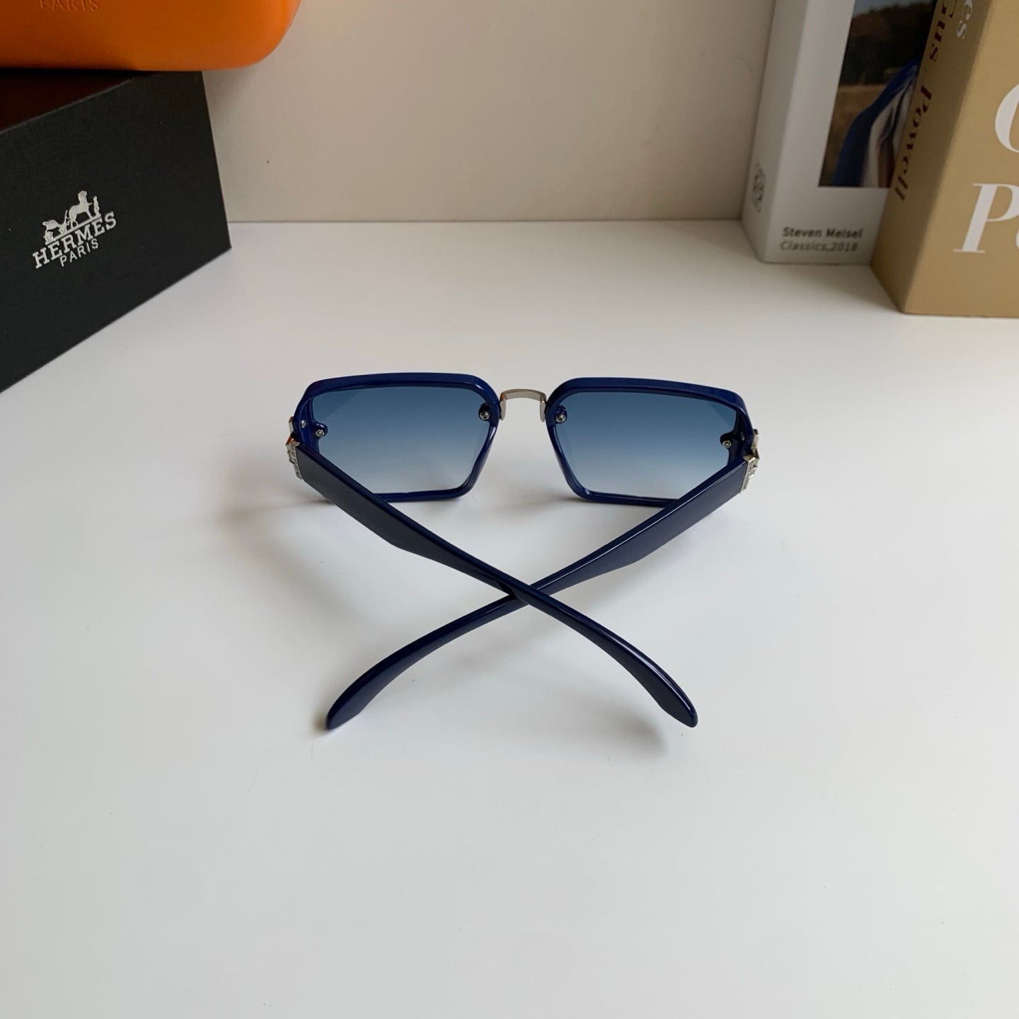 Hermès Square Blue Lens Sunglasses for Men & Women - detail image 9