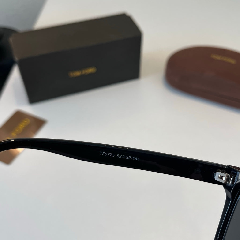 Tom Ford Fashion Black Lens Sunglasses for Men & Women - 416417 - detail image 9
