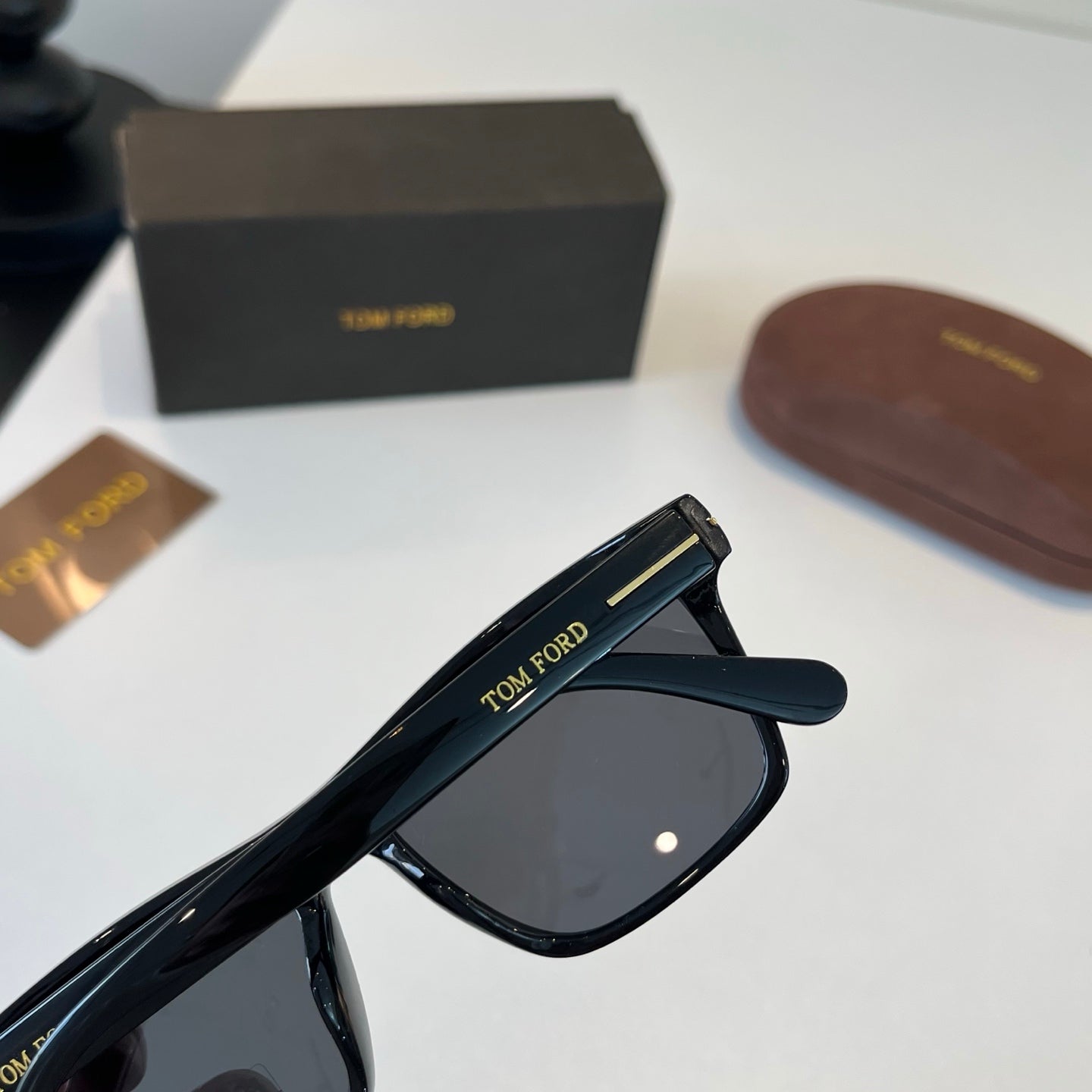 Tom Ford Fashion Black Lens Sunglasses for Men & Women - 416417 - detail image 7