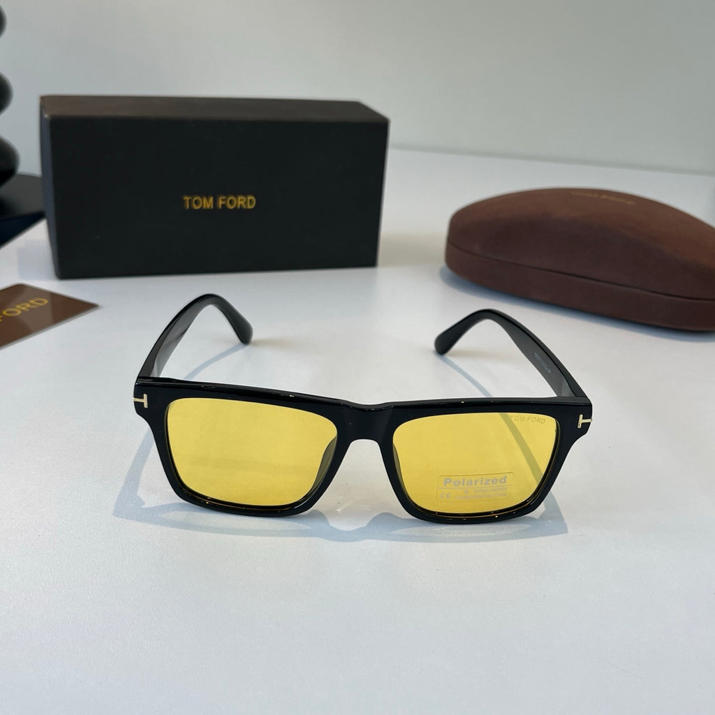 Tom Ford Fashion Gold Lens Sunglasses for Men & Women - 466322 - detail image 2