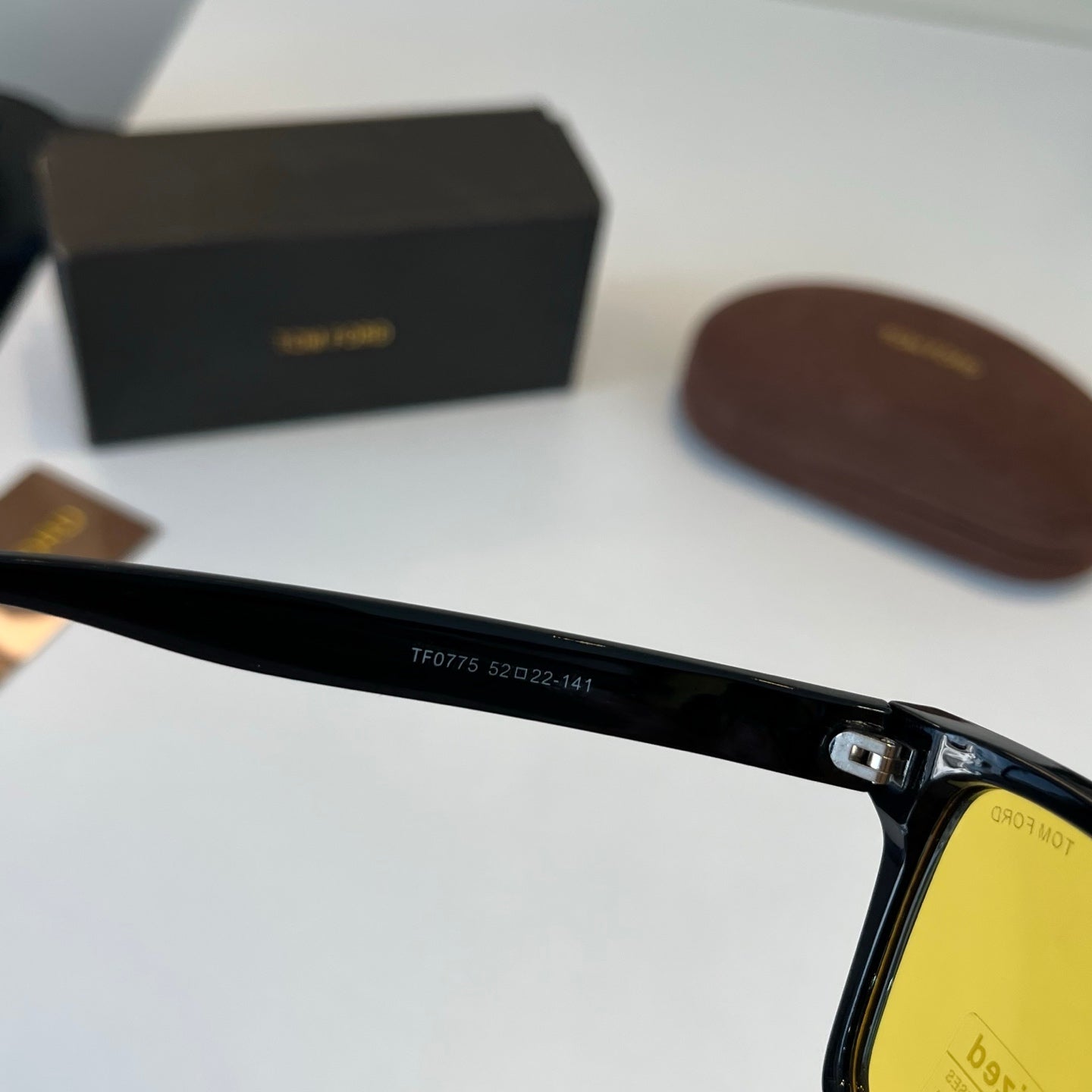 Tom Ford Fashion Gold Lens Sunglasses for Men & Women - 466322 - detail image 9