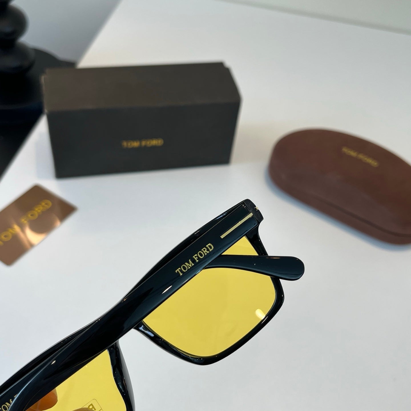 Tom Ford Fashion Gold Lens Sunglasses for Men & Women - 466322 - detail image 7