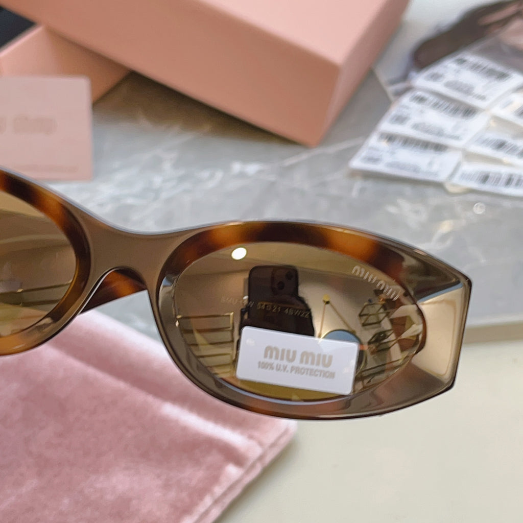 Miu Miu Fashion Purple Lens Sunglasses for Men & Women - 432609 - detail image 8