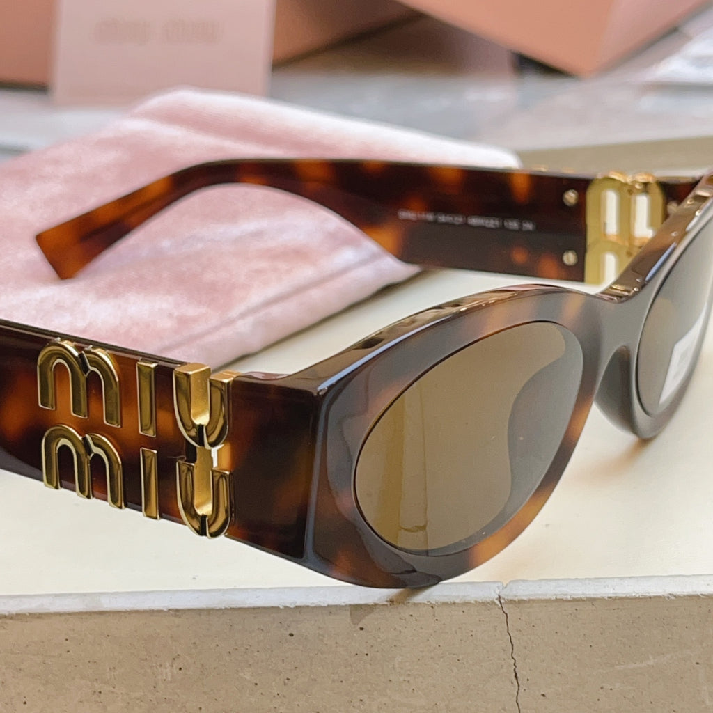 Miu Miu Fashion Purple Lens Sunglasses for Men & Women - 382982 - detail image 5