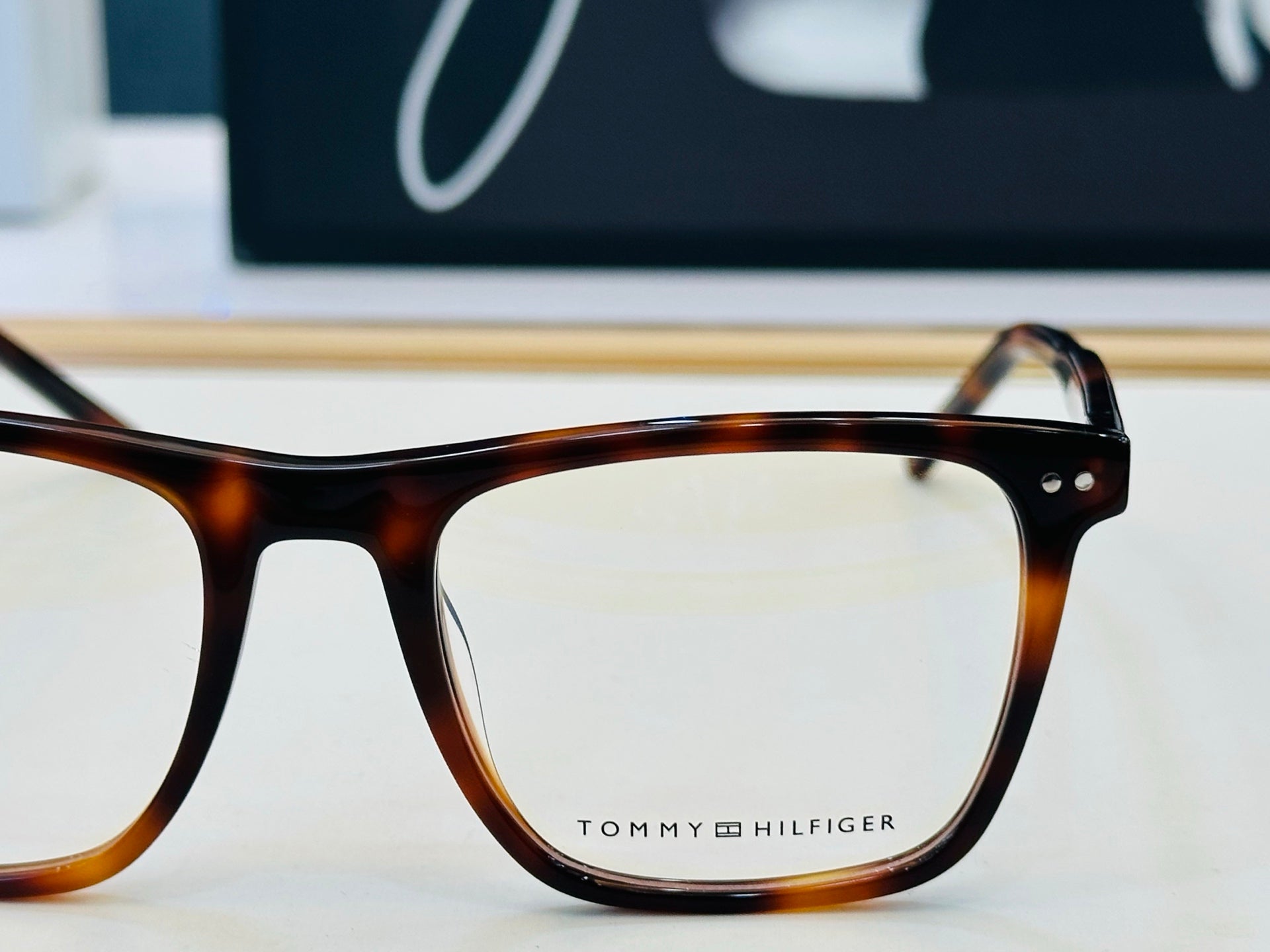 Tom Ford TH2131 Acetate Fashion Black Lens Sunglasses for Men & Women - detail image 7