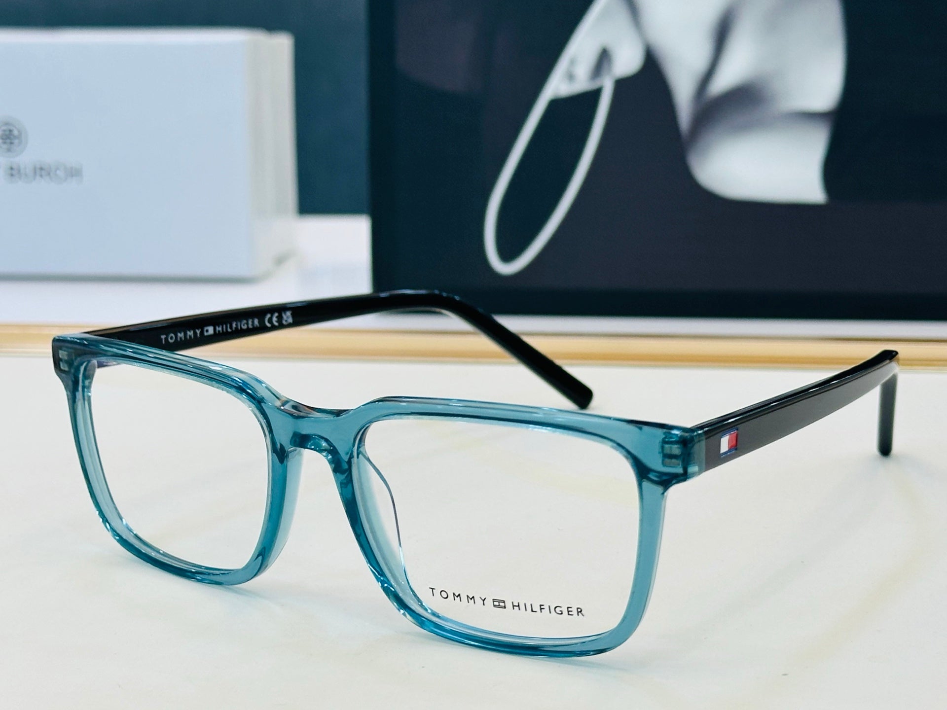 Tom Ford TH2246 Acetate Fashion Black Lens Sunglasses for Men & Women - detail image 4