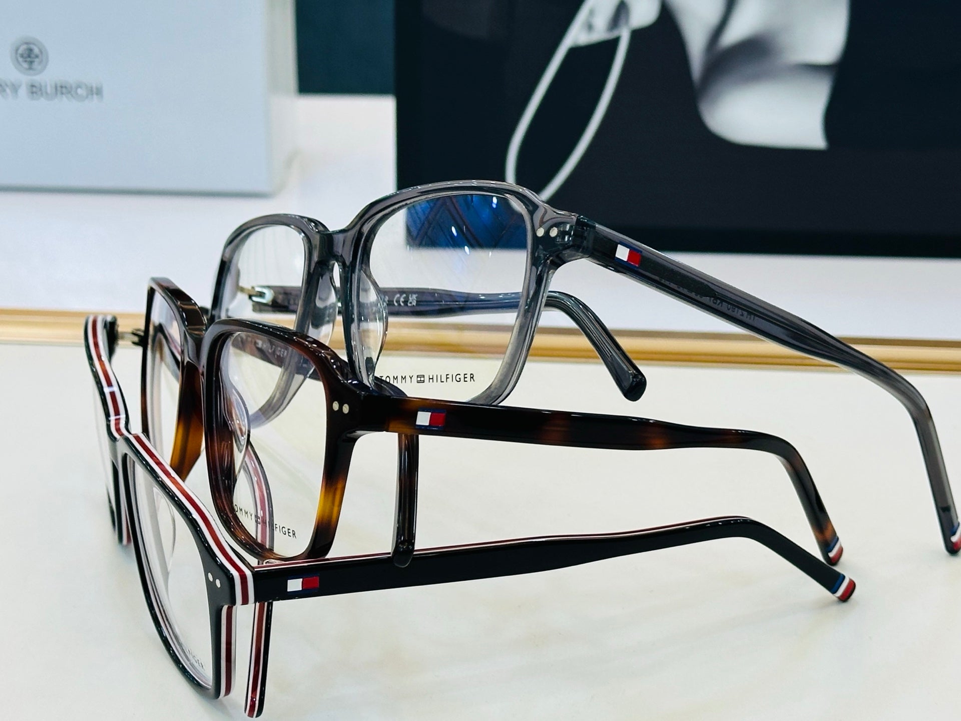 Tom Ford TH2190 Acetate Fashion Black Lens Sunglasses for Men & Women - detail image 6