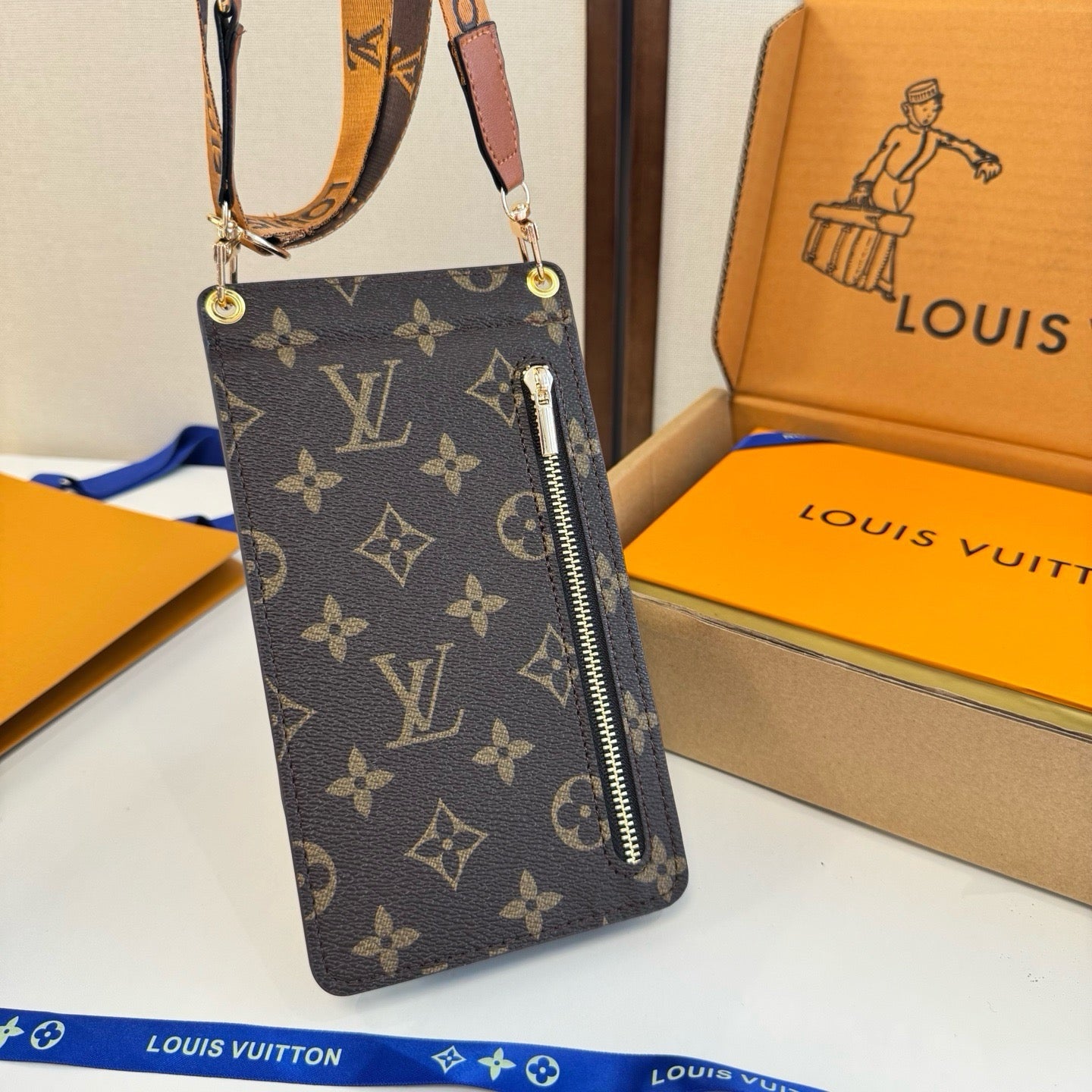 Louis Vuitton Fashion Black Lens Sunglasses for Men & Women - 398225 - detail image 7